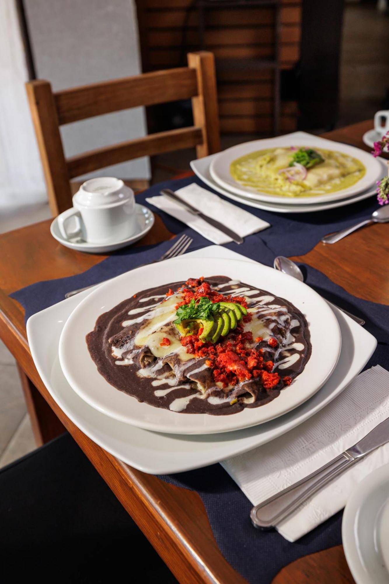 Hotel Suites Mexico Plaza Leon Campestre Экстерьер фото