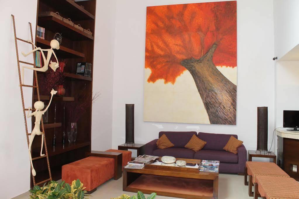 Hotel Suites Mexico Plaza Leon Campestre Экстерьер фото